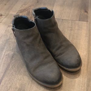 Franco Sarto dudes brown bootie